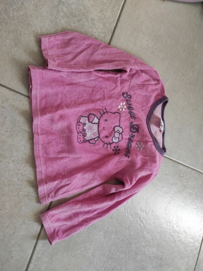 Haut de pyjama en velours hello kitty