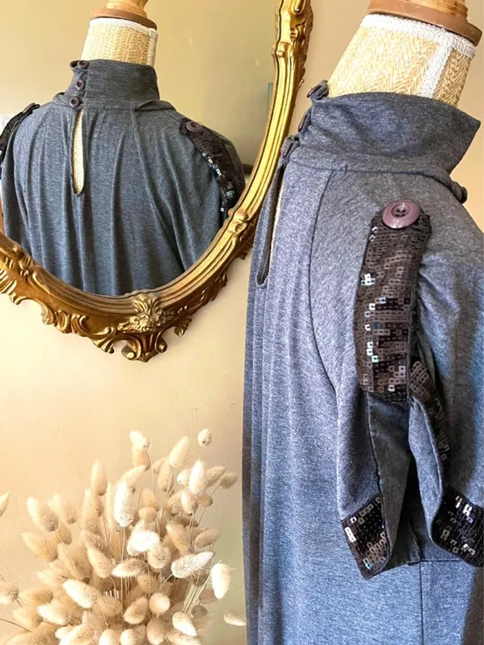 Robe Grise Élégante avec Détails en Sequins - Taille unique - photo numéro 10