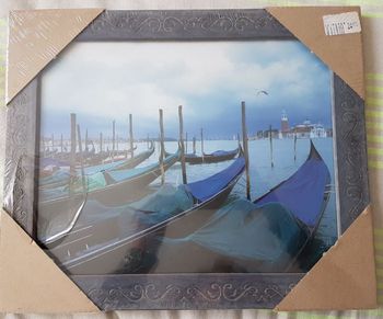 Cadre bois sculpté, décor port bleu