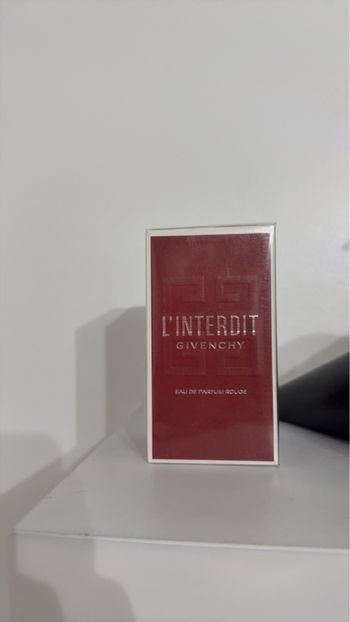 Parfum givenchy rouge