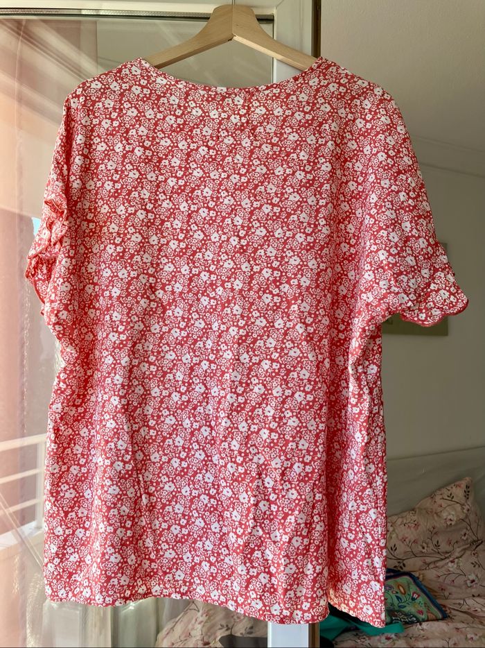 Haut fleuri ultra fluide et léger XL/XXL - photo numéro 2
