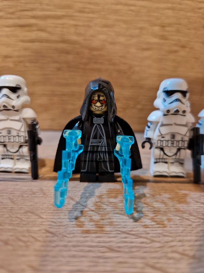 Figurines type lego Sith Palpatine + 4 stormtroopers star wars - photo numéro 2
