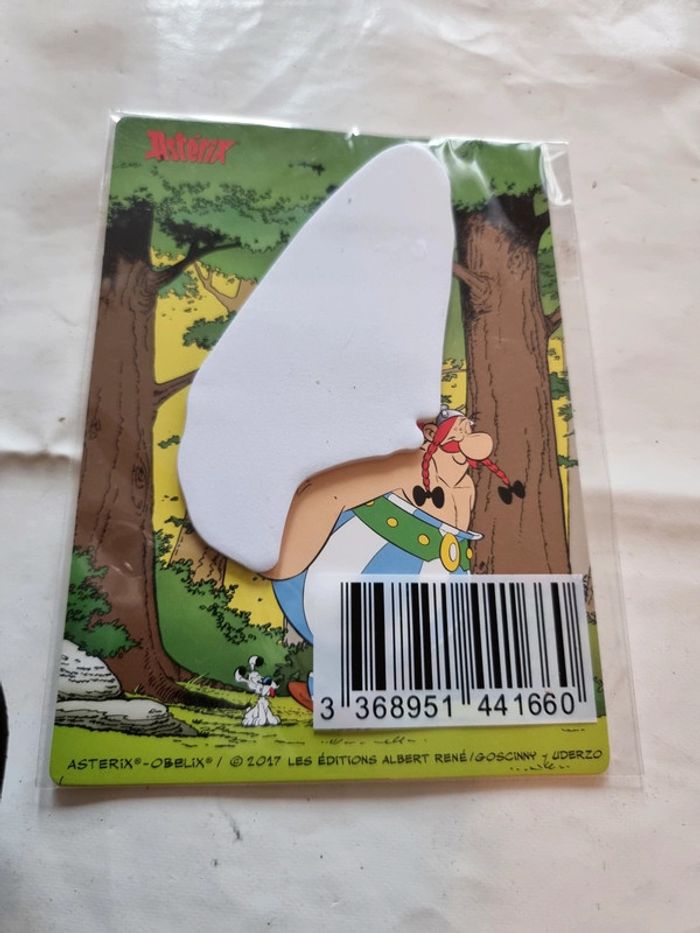 Lot blocs notes, puzzle à colorier cars et astérix - photo numéro 3