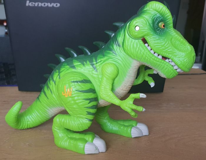 Dinosaure T-rex Jurassic World lumineux et sonore