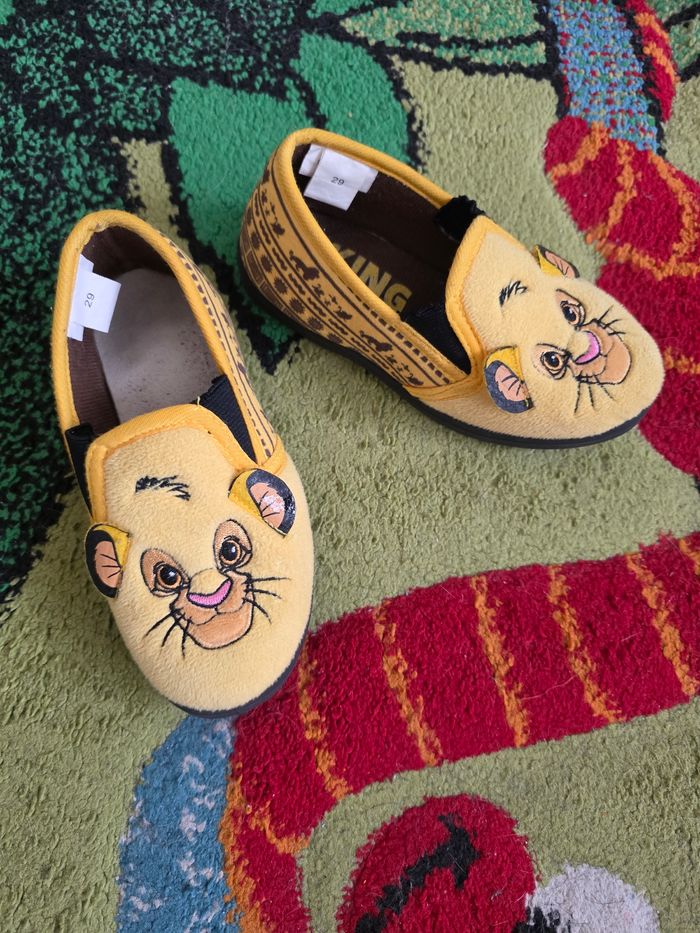 CHAUSSONS GARÇON DISNEY THE LION KING TAILLE 29 - photo numéro 8