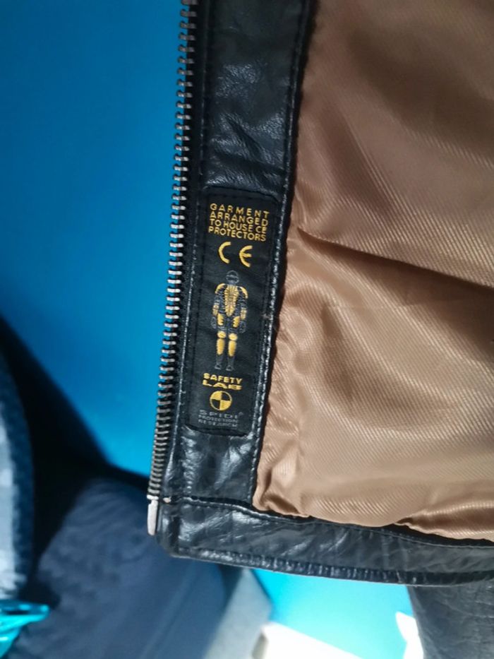 Cuir moto - photo numéro 5