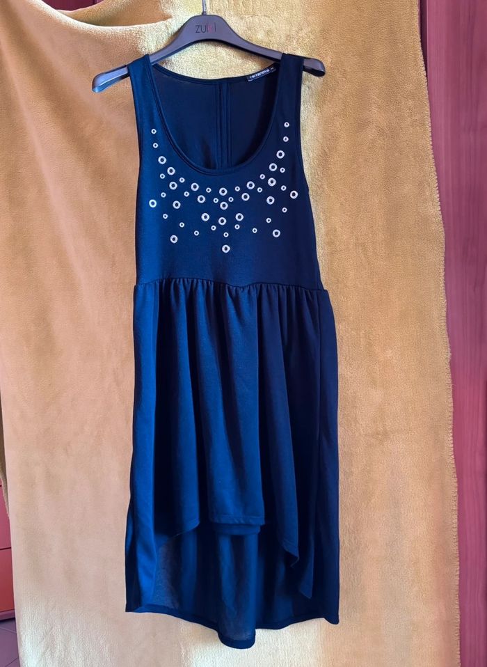 Robe noire pour femme