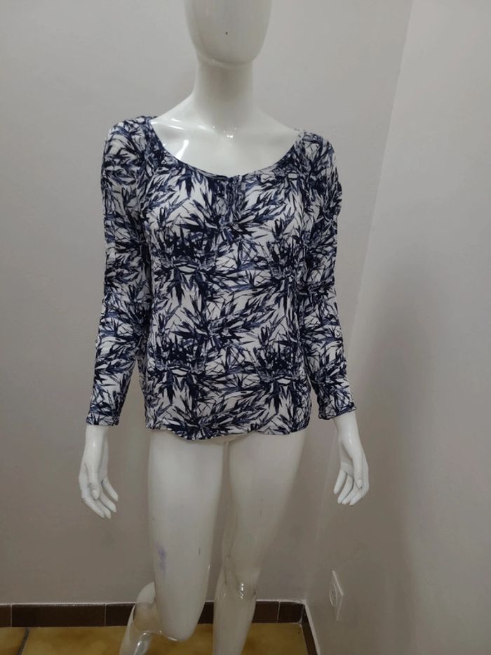 T shirt manche 3/4 taille 42