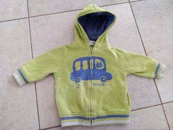 Sweat à capuche Kimbaloo vert 9 mois