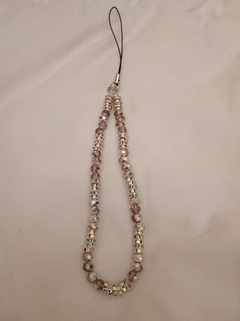 Dragonne en perles roses pour téléphone