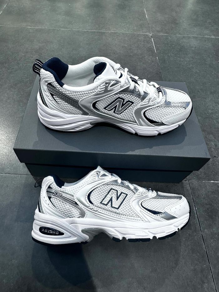 New Balance NB 530 taille 42.5 - photo numéro 4