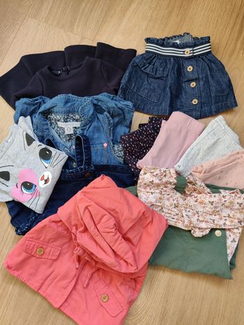 Lot vêtements fille printemps-été 6 mois