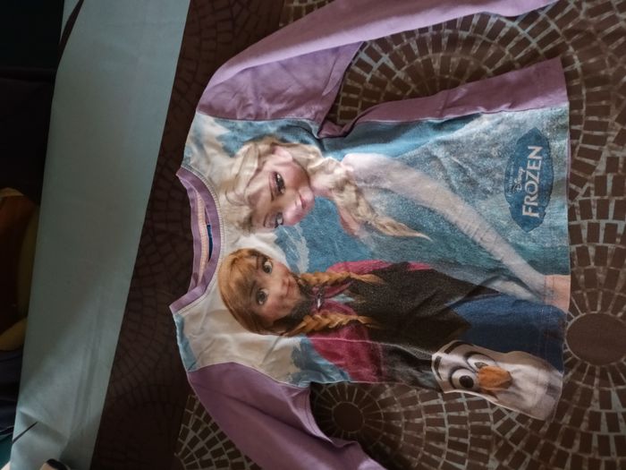 tee shirt fille 4 ans disney