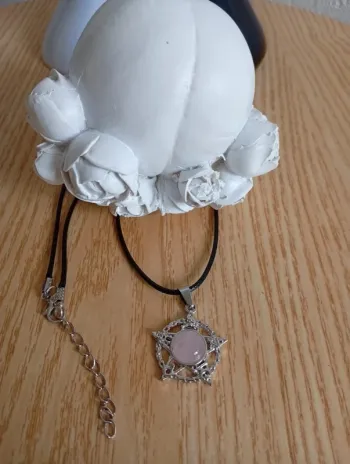 Solde 💝 Collier en pierres naturelles Lithothérapie pierre de lune