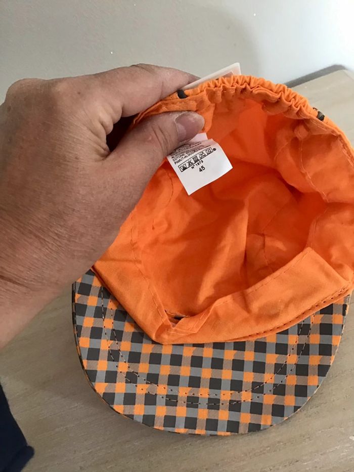 Jolie casquette orange et grise taille 45 en coton 6-9 mois - photo numéro 3
