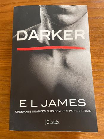 Livre Darker