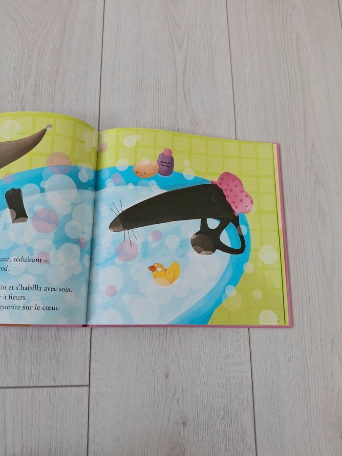 Livre "Le Loup qui cherchait une amoureuse" 💘 - photo numéro 3