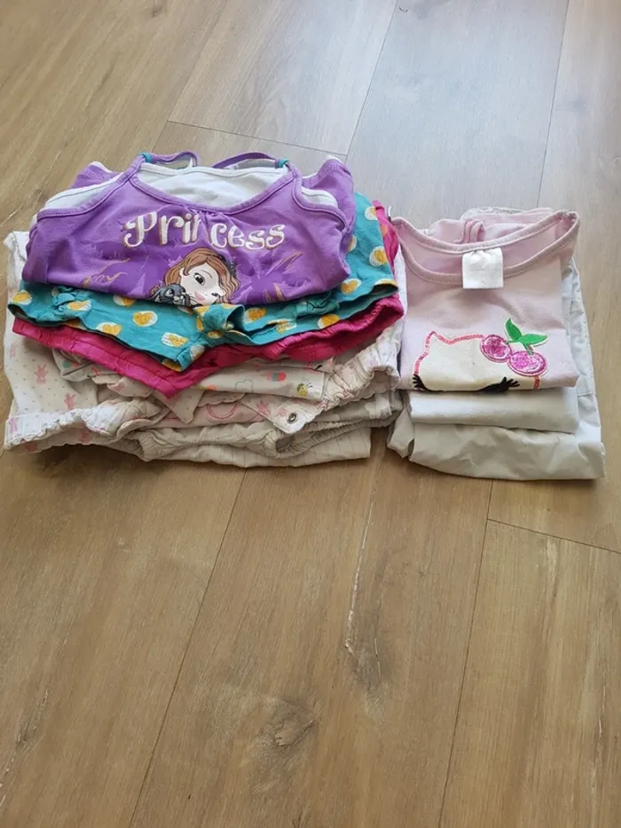 Lot fille 12-24 mois