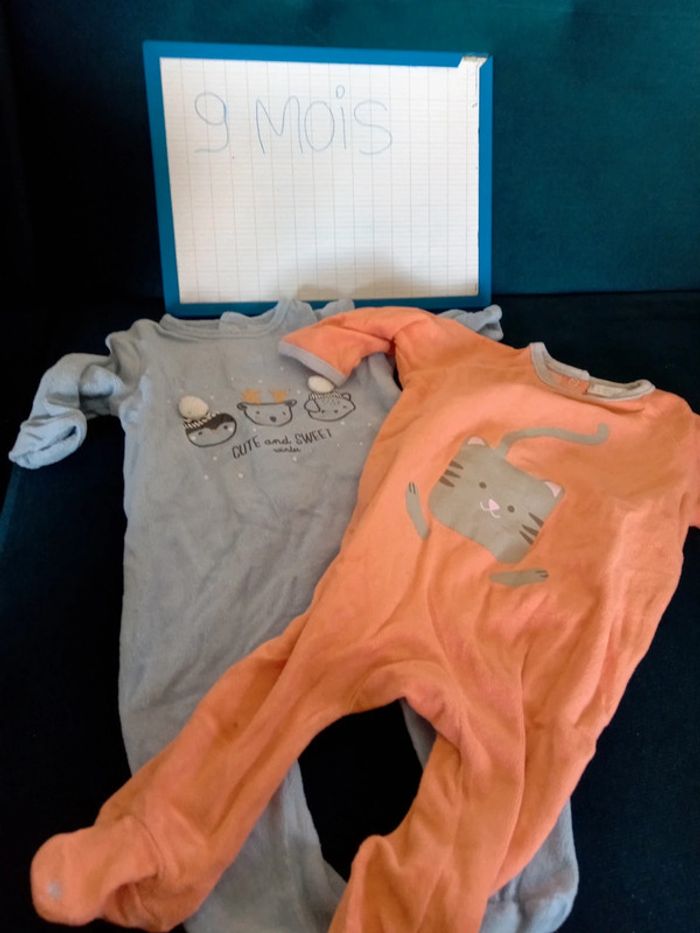 Lot de 2 pyjamas grenouillère 9mois bebe