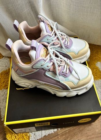 Buffalo CHAI off White / vanilla / purple