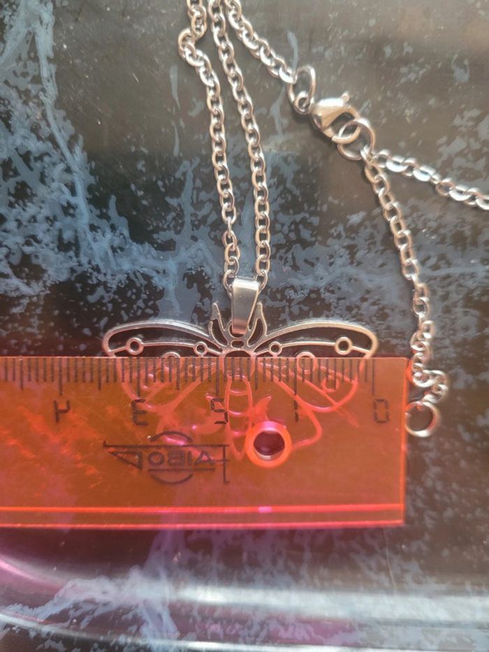 Ensemble chaine, pendentif et boucles d oreilles en acier inoxydable. - photo numéro 4