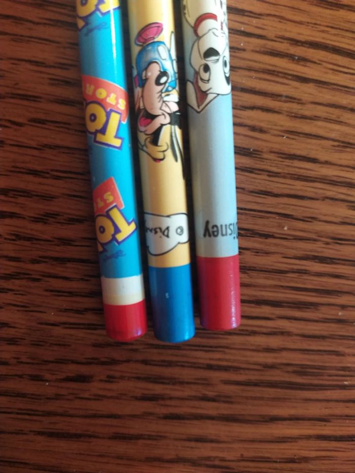 Lot 3 crayons Disney vintage - photo numéro 2