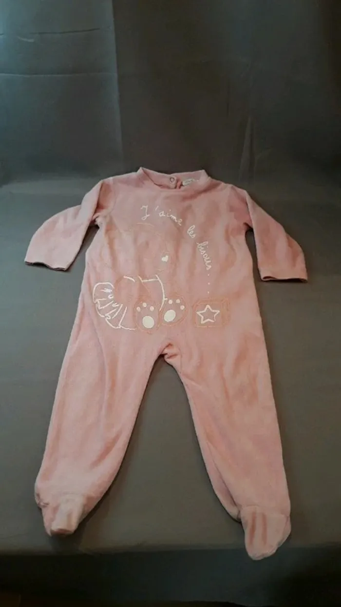 Pyjamas 18 mois - photo numéro 2