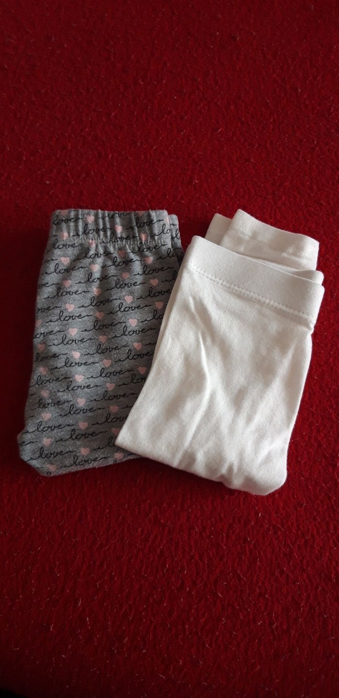 Lot 2 leggings 12 mois