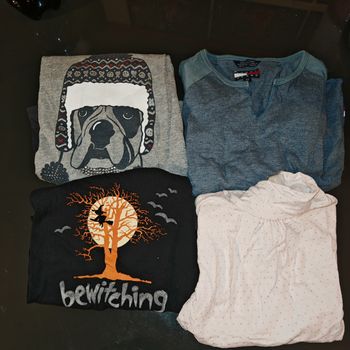 Lot de 4 t-shirts manches longues 7/8 ans