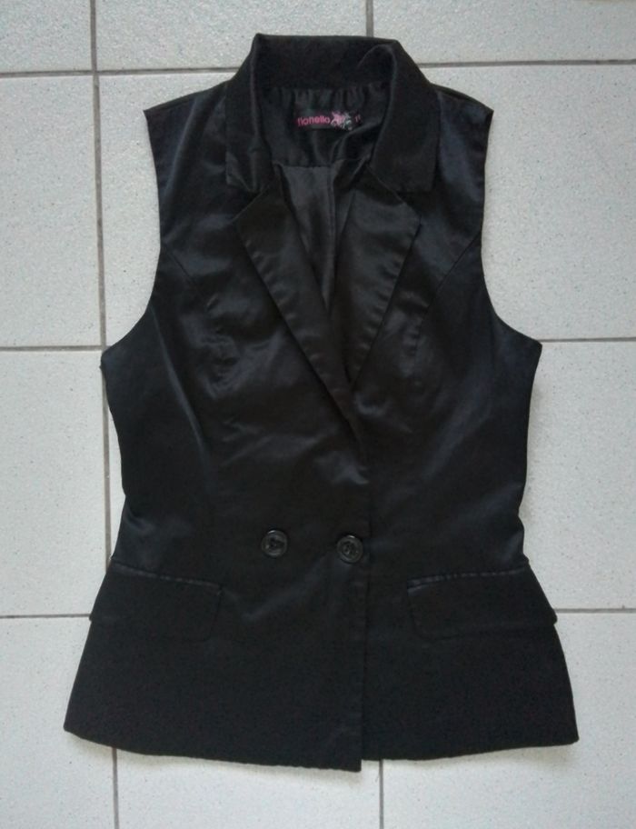 Veste style blazer sans manches. Noir. Taille 36