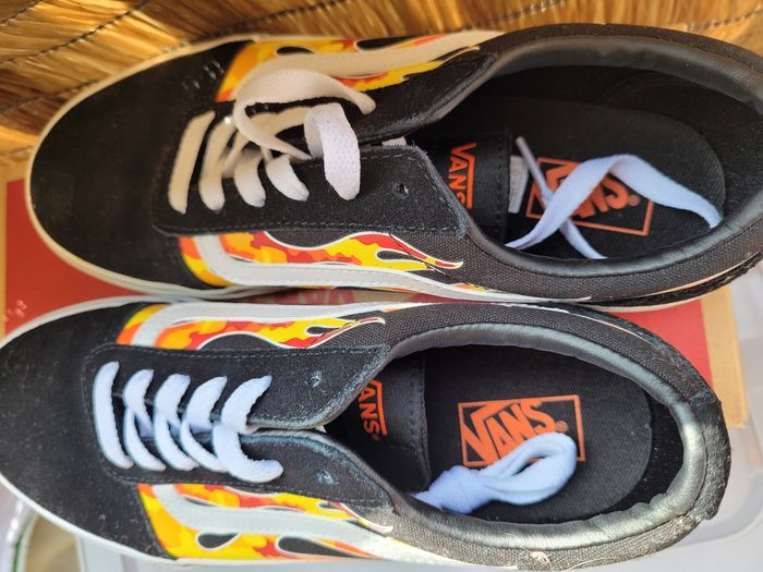 vans t38 neuf avec boîte (28e) - photo numéro 3