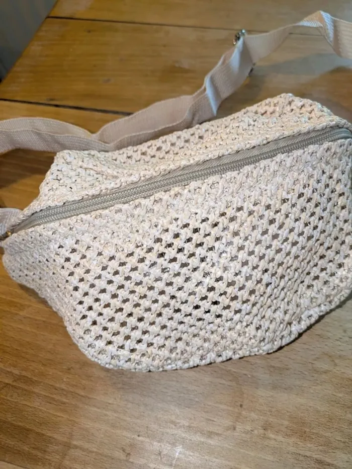 Banane en maille beige – élégante & tendance - photo numéro 2