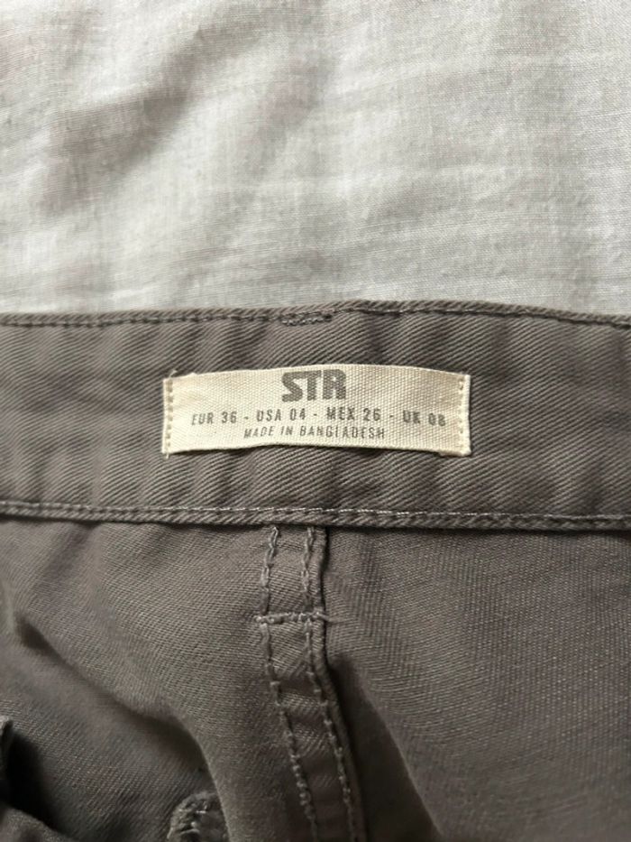 Cargo gris stradivarius S 36 - photo numéro 5
