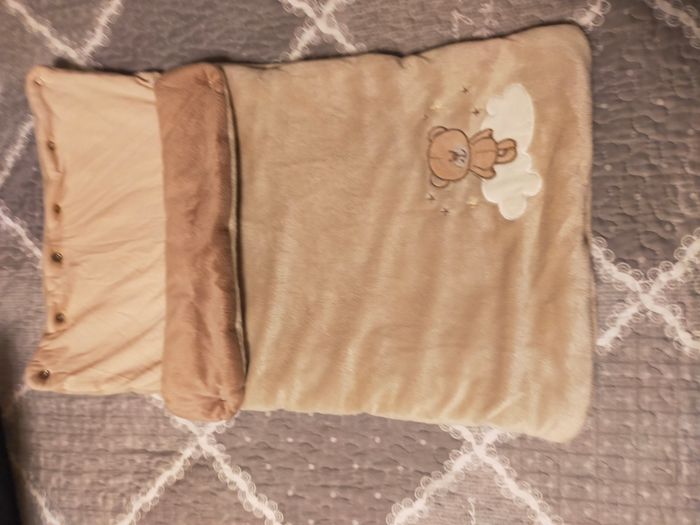 2 Gigoteuses fille et 1 nid d'ange - photo numéro 7