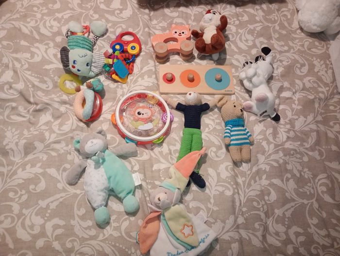 Lot jouets