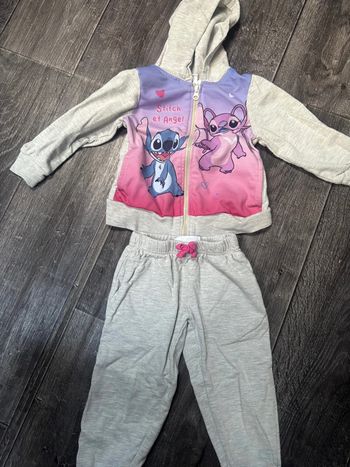 Ensemble jogging fille Stitch 3 ans