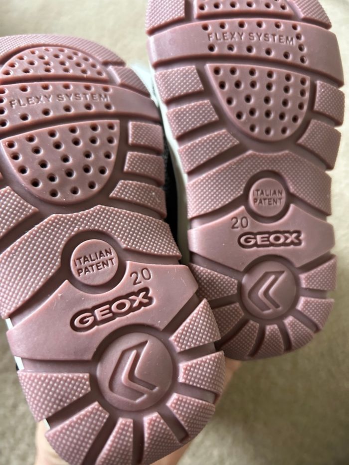 Chaussures grises filles marque Geox - photo numéro 6