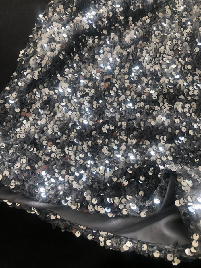 🌼Short à sequins argentés🌼 - photo numéro 3
