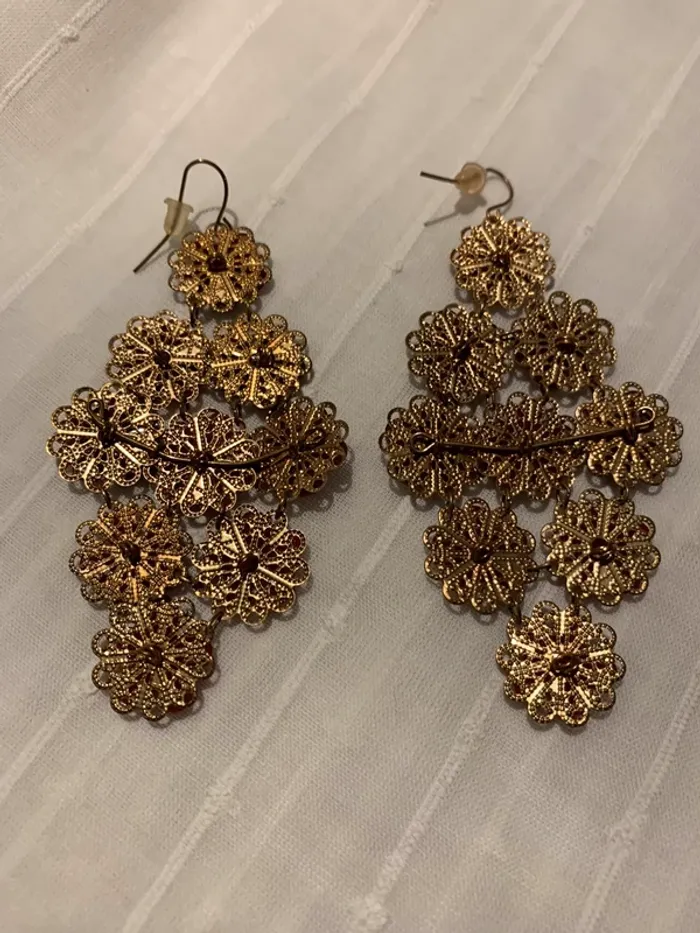 Boucles d’oreilles bordeaux et dorées - photo numéro 2