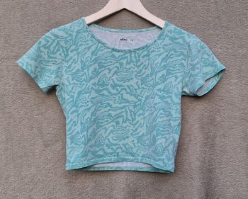 T-shirt court bleu Gémo 16 ans, très bon état