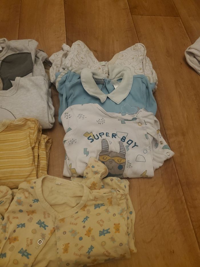 Lot pyjama - photo numéro 3