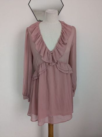 Robe à volants rose délavé : ZARA