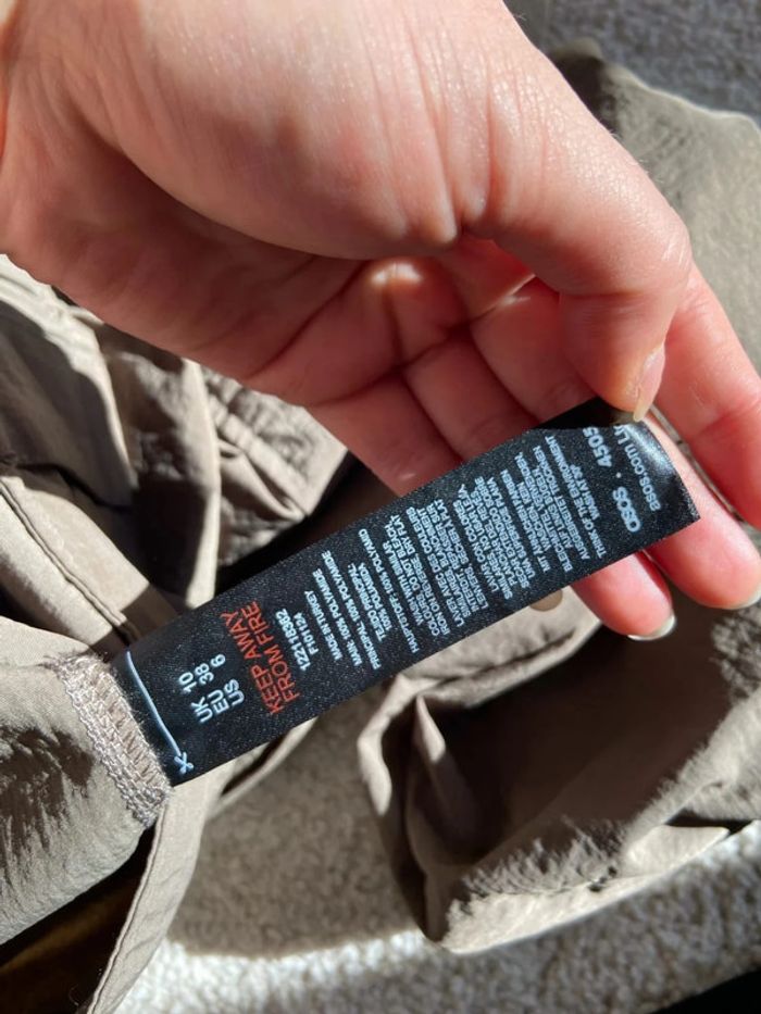 Pantalon parachute cargo kaki ASOS Taille M - photo numéro 4