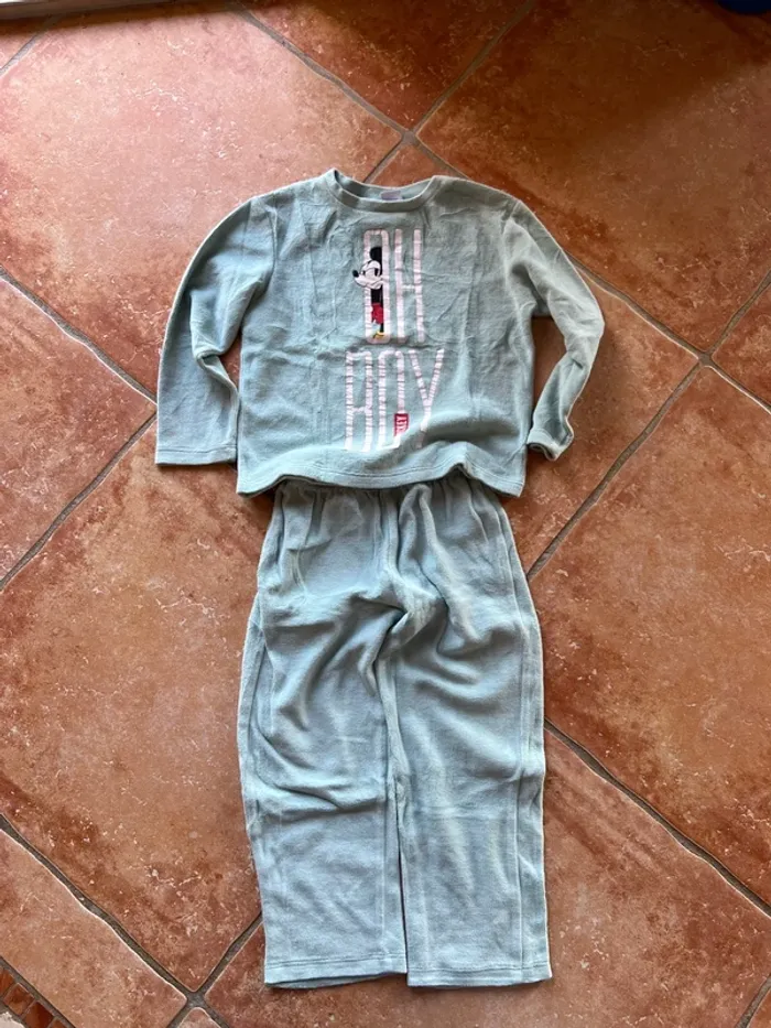 Pyjama velours Mickey Disney 3/4ans neuf - photo numéro 6