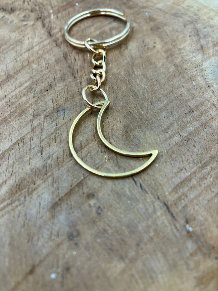 Porte-clé lune minimaliste - photo numéro 2