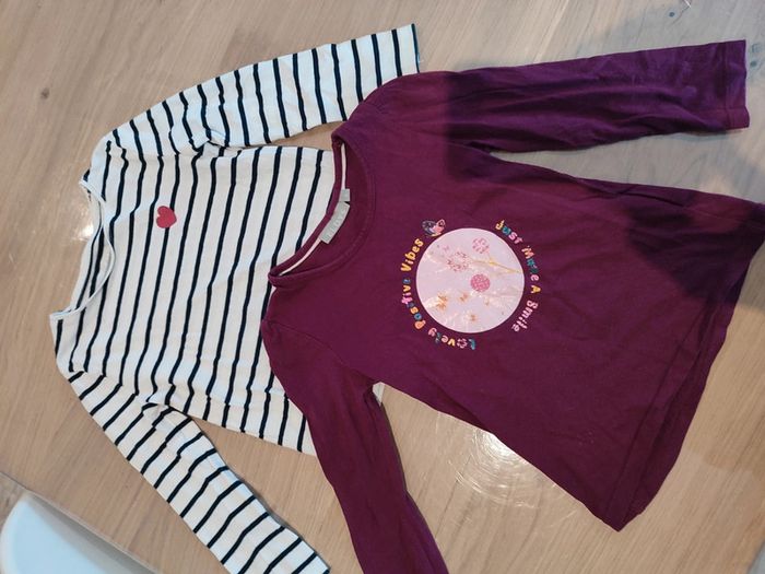 Lot de deux t-shirt à manches longues 4 ans