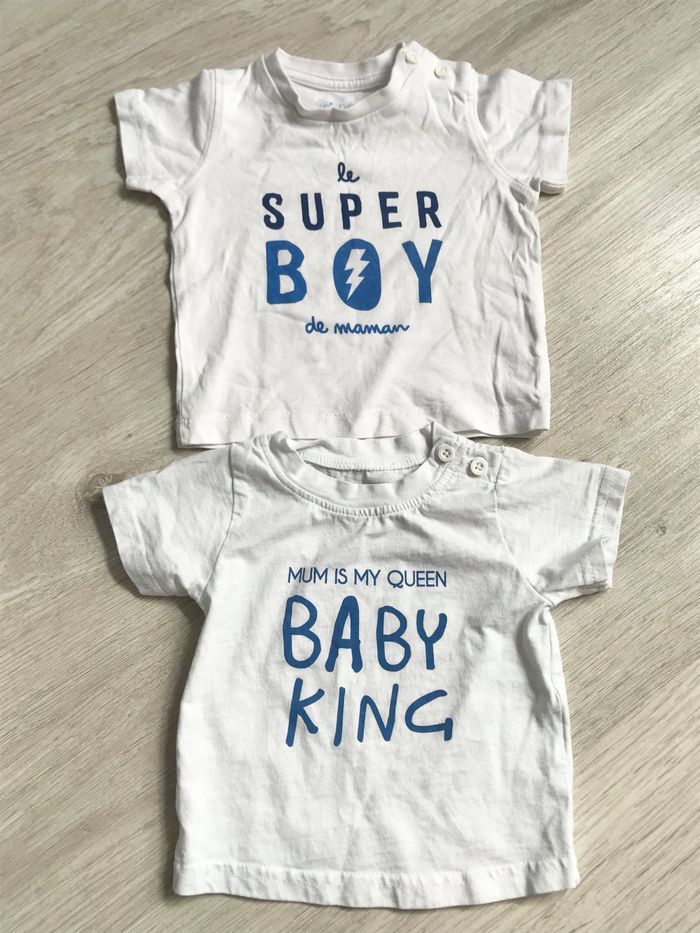 2 t-shirts blancs 3mois (TAO/Gémo)
