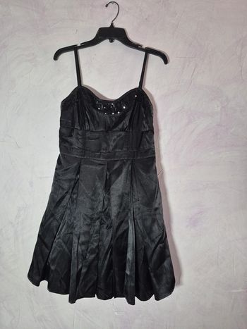 Robe de soirées uni et petite paillettes