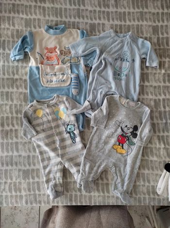 Pyjama grenouillère gris bleu Disney Mickey Zara 1 mois