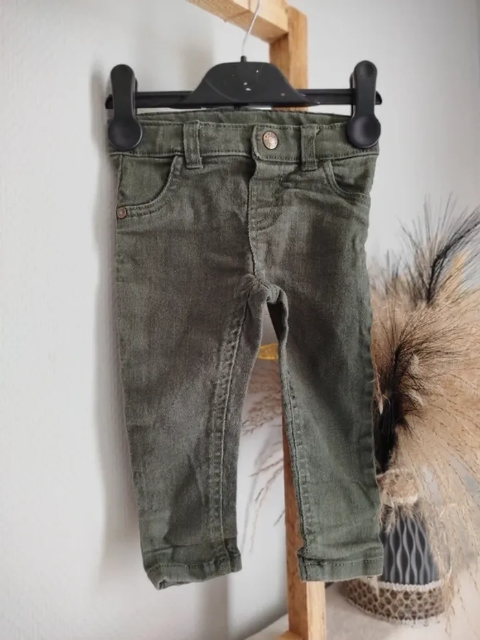 Jean Kaki/vert 12 mois Zeeman